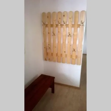 Kněžice U *